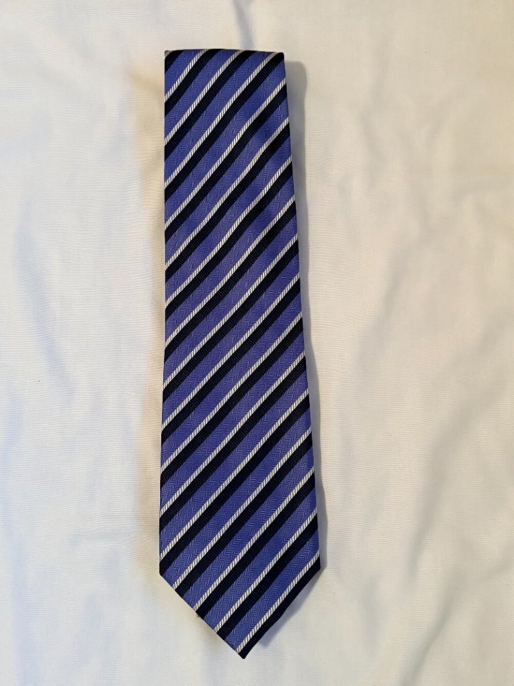 DC by Daniel Craig Navy Light Blue Silver Herringbone Stripe 100% Silk Tie Wide - Picture 2 of 4